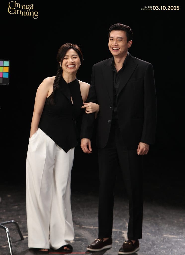 Gallery - Lê Khánh lần đầu “gánh nặng vật chất”, Như Vân diện toàn hàng hiệu lấp lánh xuyên phim “Chị ngã em nâng” | Moli Star - image 5