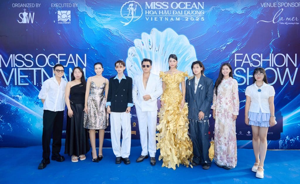 Gallery - Ngọc Châu diễn vedette, Thu Uyên mở màn BST mới của NTK Hoàng Minh Hà tại Miss Ocean Fashion Show 2025 | Moli Star - image 3