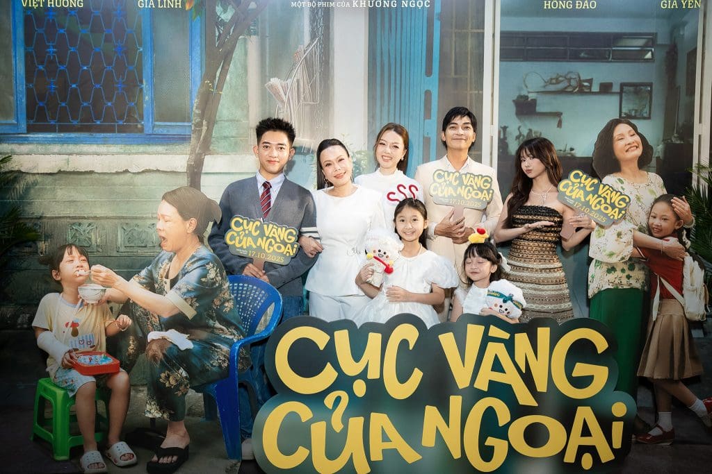 Gallery - Phim “Cục vàng của ngoại” hé lộ nhạc phim do Ái Phương thế hiện, đạo diễn Khương Ngọc liên tục bị “bóc phốt” | Moli Star - image 5