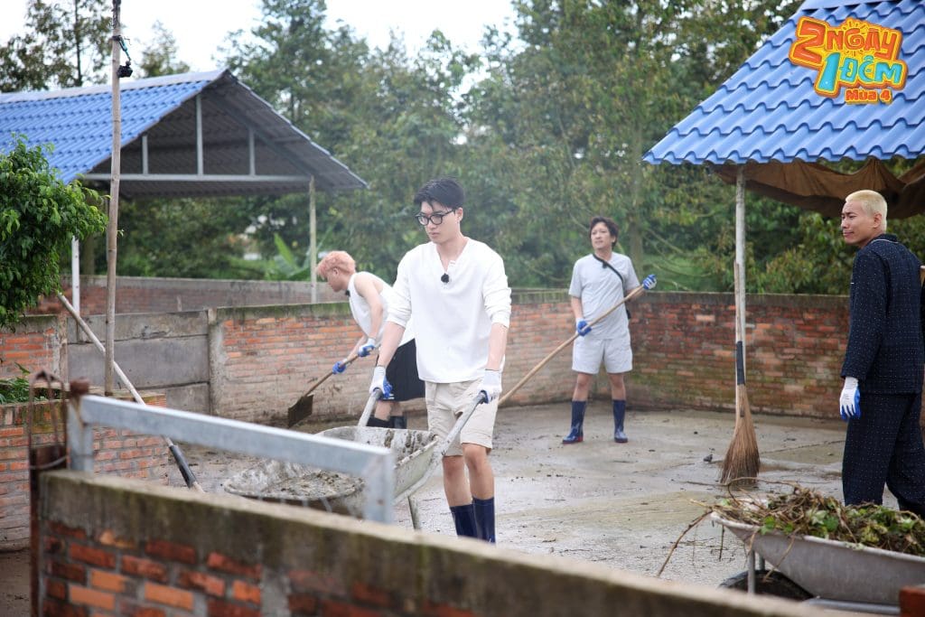 Gallery - “2 ngày 1 đêm” tập 82: Lê Dương Bảo Lâm gặp chấn thương, Trường Giang “nổi đóa” vì HIEUTHUHAI bị vua trò chơi “tấn công” | Moli Star - image 5