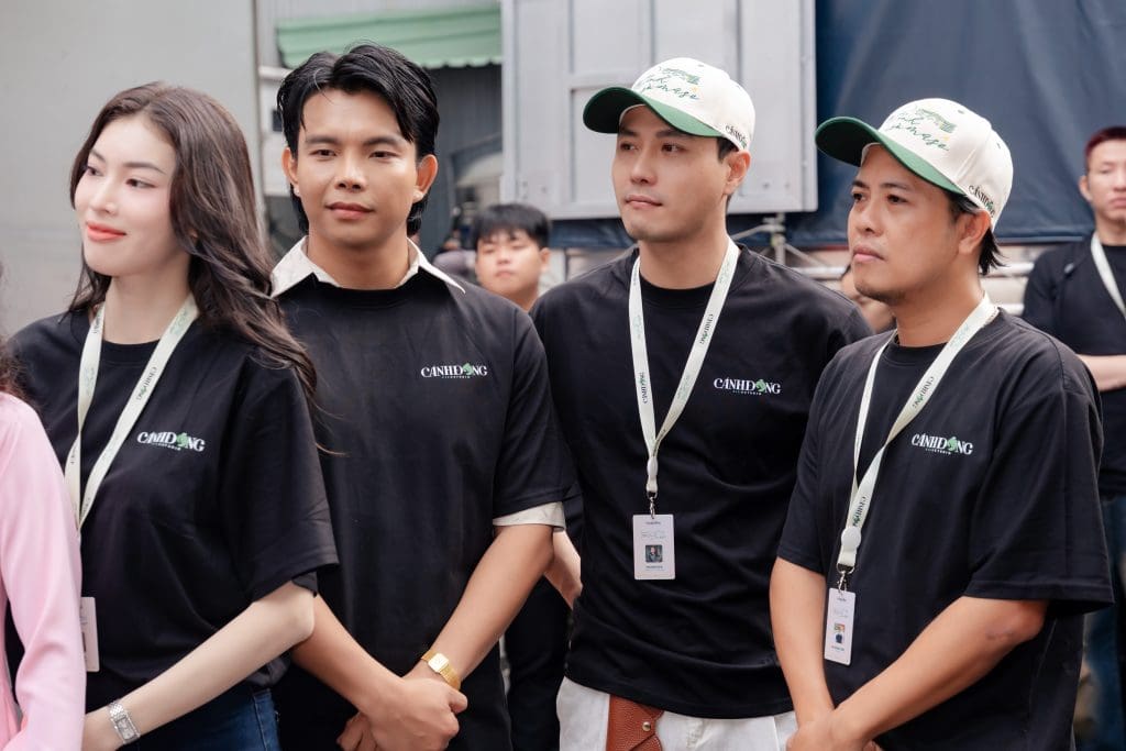Gallery - Phim “Thơ tình gởi Ma-sơ”: Đạo diễn Lê Thiện Viễn trở lại sau 5 năm, Đoàn Thiên Ân đóng vai nữ chính | Moli Star - image 2