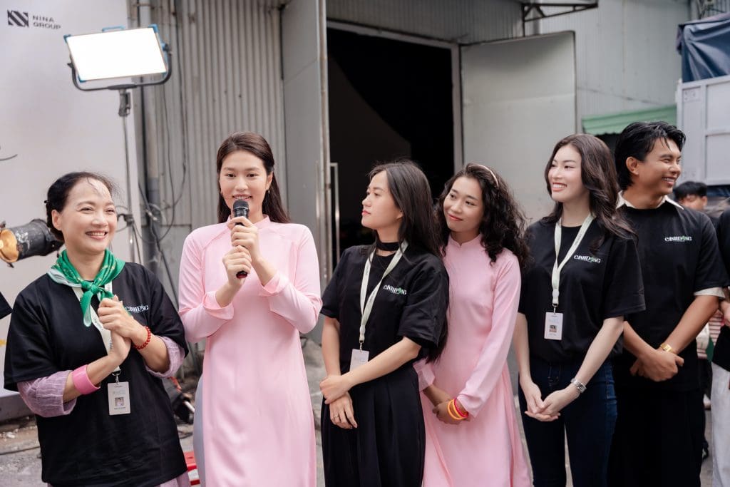 Gallery - Phim “Thơ tình gởi Ma-sơ”: Đạo diễn Lê Thiện Viễn trở lại sau 5 năm, Đoàn Thiên Ân đóng vai nữ chính | Moli Star - image 3