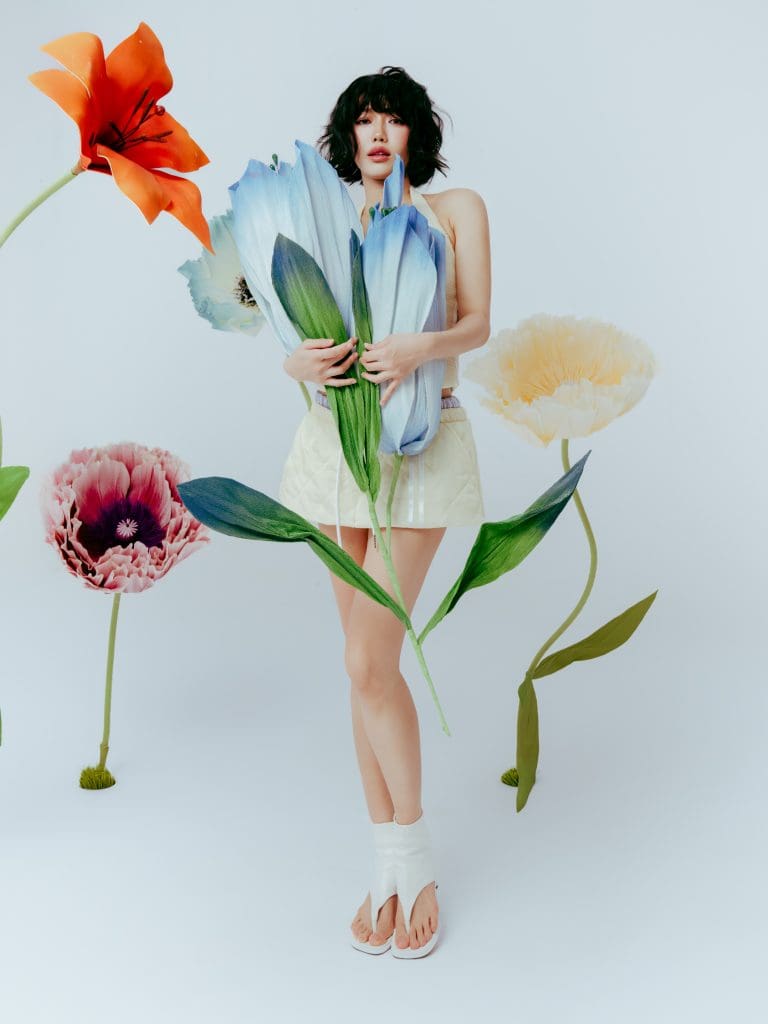 Gallery - Diệu Nhi hóa “nữ thần hoa” trước thềm 20/10, lan tỏa thông điệp tích cực dành cho phái đẹp | Moli Star - image 4