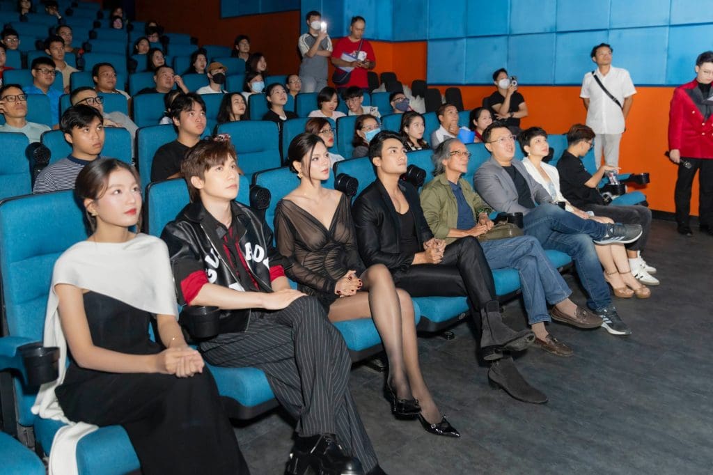 Gallery - Dàn sao Lương Gia Huy, Bích Ngọc, Thái Trà My, Dũng Bino ra mắt phim “Bịt mắt bắt nai” sau 3 năm bấm máy | Moli Star - image 2