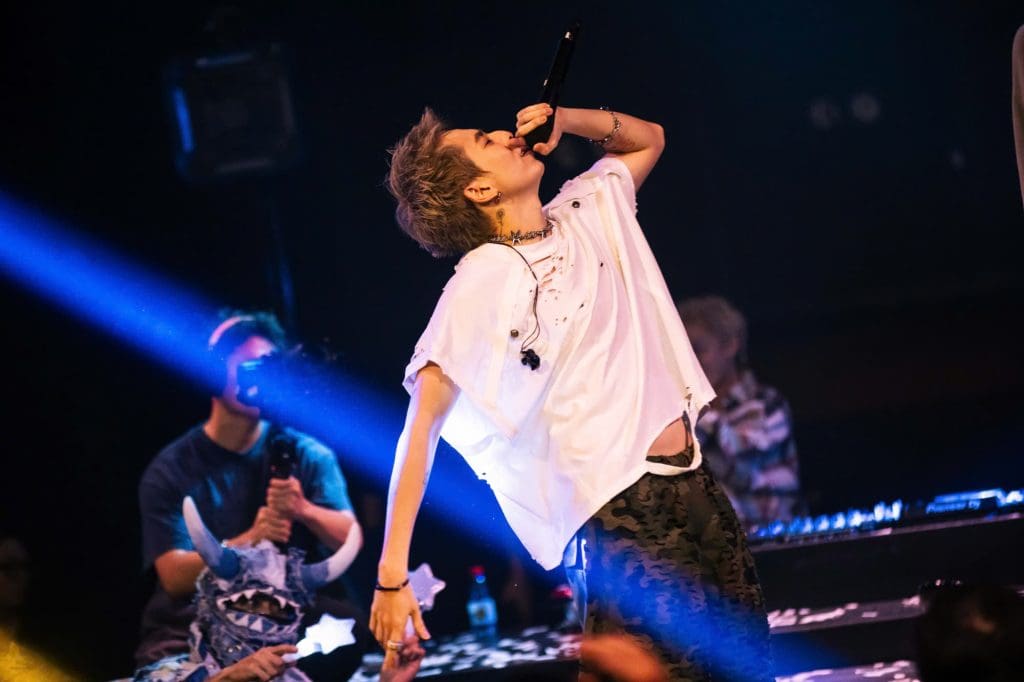 Gallery - OSAD diễn live 10 bài trong buổi ra mắt album đầu tay, không áp lực khi cộng tác với producer onionn. | Moli Star - image 5