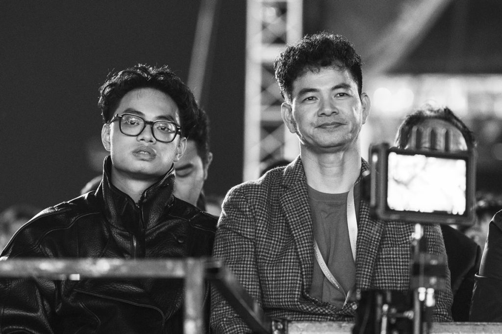 Gallery - Đan Trường bật khóc trước hàng chục ngàn khán giả trong live concert kỷ niệm 30 năm ca hát | Moli Star - image 6