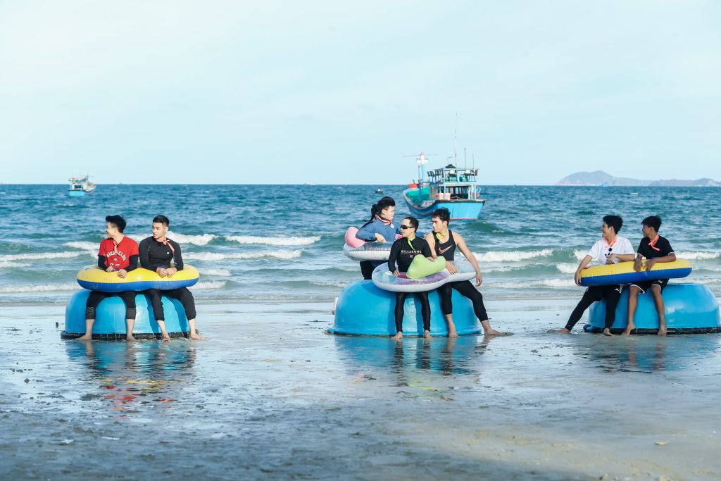Gallery - Dàn sao “Mưa đỏ” đổ bộ “Hàng xóm mới”, An Trương – Nguyễn Tùng Dương chính thức đối đầu | Moli Star - image 7