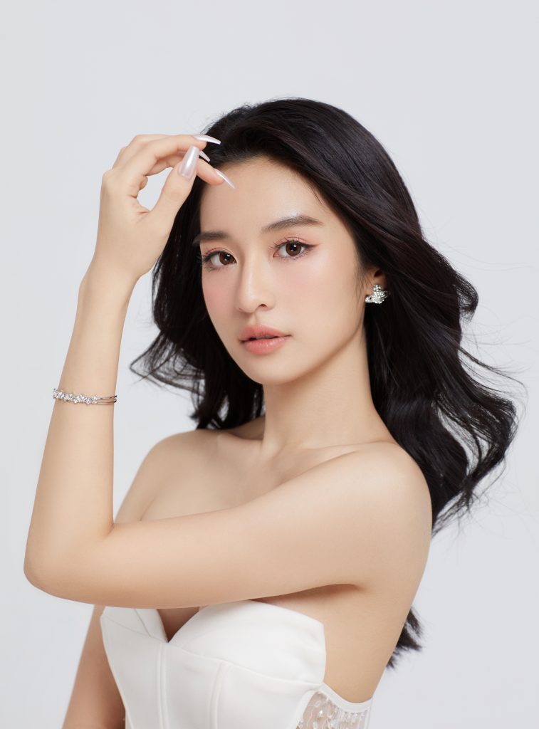 Gallery - Profile ấn tượng của Giảng viên Đại học lọt Top 50 Miss World Vietnam 2025 muốn phá vỡ giới hạn bản thân | Moli Star - image 5