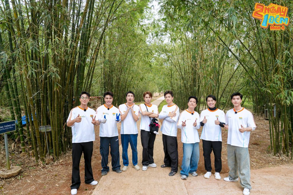 Gallery - Dàn cast “2 ngày 1 đêm” bồi hồi xúc động với những câu chuyện lịch sử tại “Vùng đất lửa” Quảng Trị | Moli Star - image 1