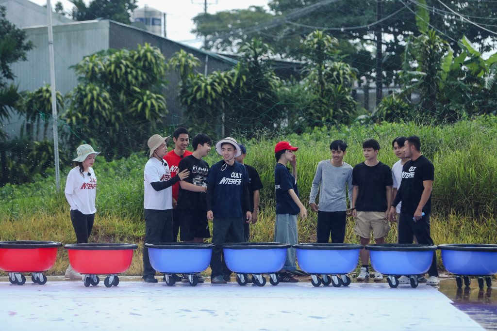 Gallery - Hàng xóm mới: Ninh Anh Bùi – Tuấn Ngọc lần đầu làm đội trưởng, An Trương bị xa lánh vì bóng nghiệp | Moli Star - image 5