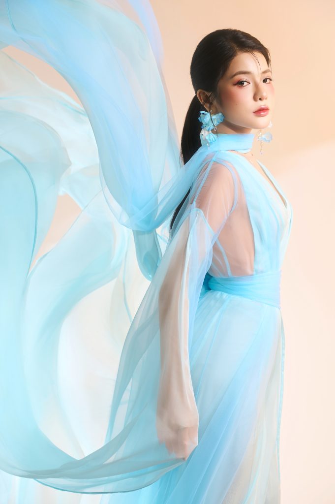 Gallery - Bảo Yến Rosie kết hợp với DT Tập Rap ra mắt ca khúc “Bớt một lần ngốc” về những mối quan hệ độc hại | Moli Star - image 4